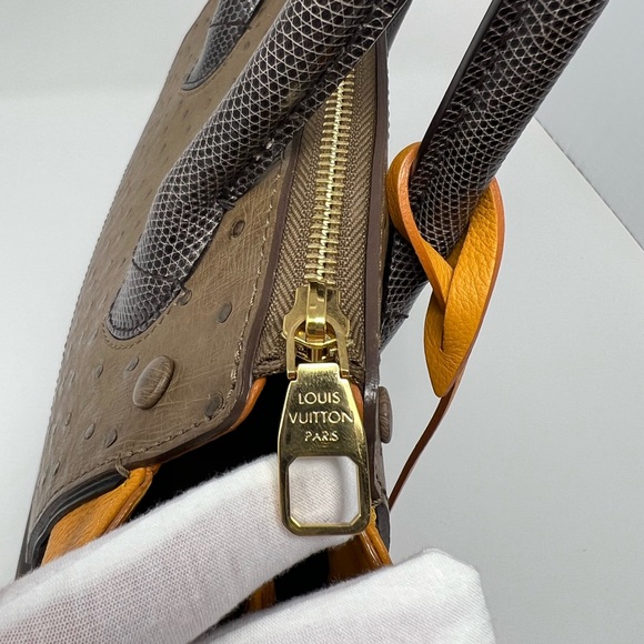 Louis Vuitton Limited Edition Ocre Majestueux PM - Picture 7 of 12